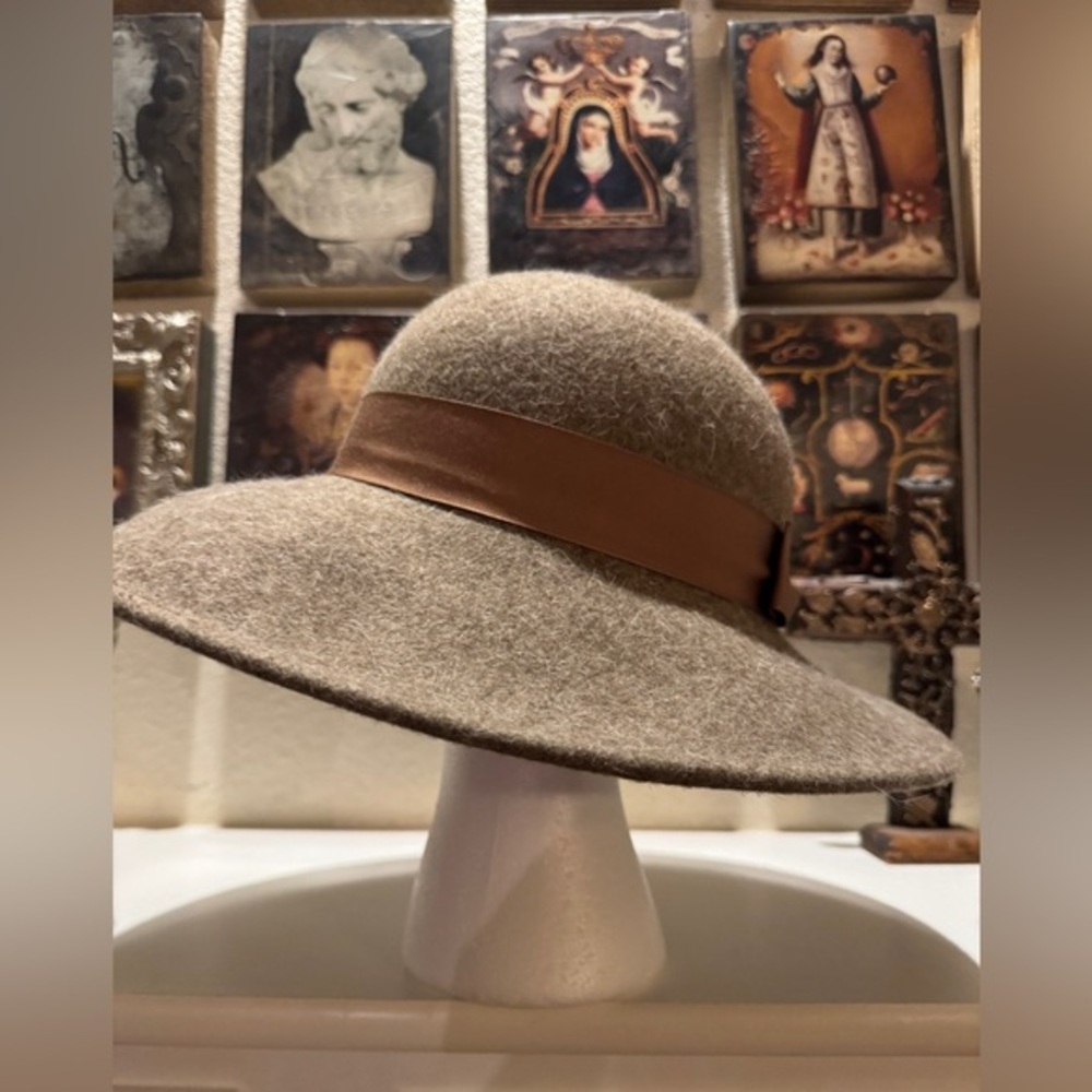 Lite Felt Hat‎ With Bow